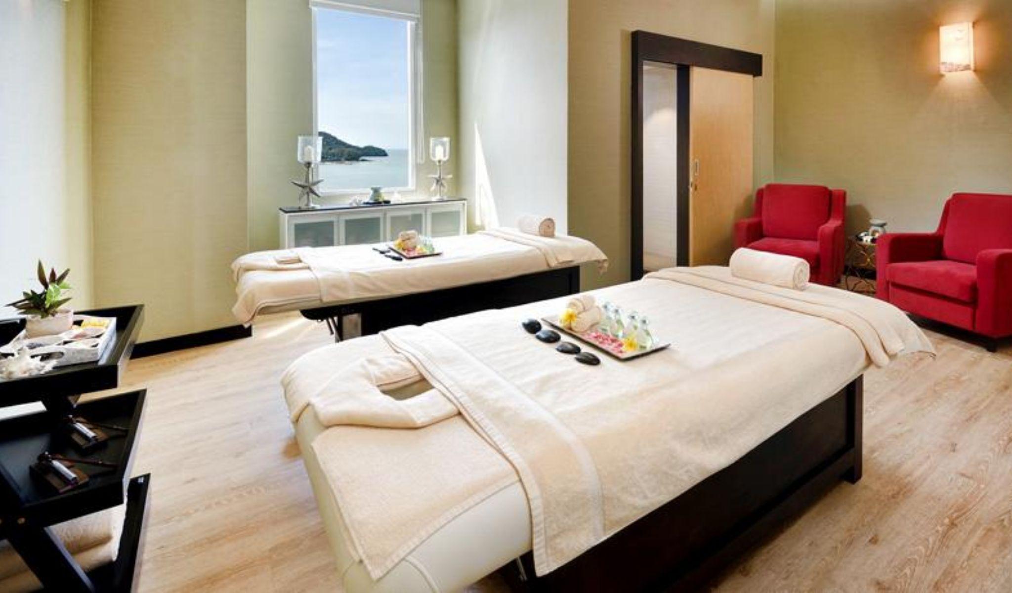 Lexis Suites Penang Bayan Lepas Exteriér fotografie Spa at The Mira Hong Kong