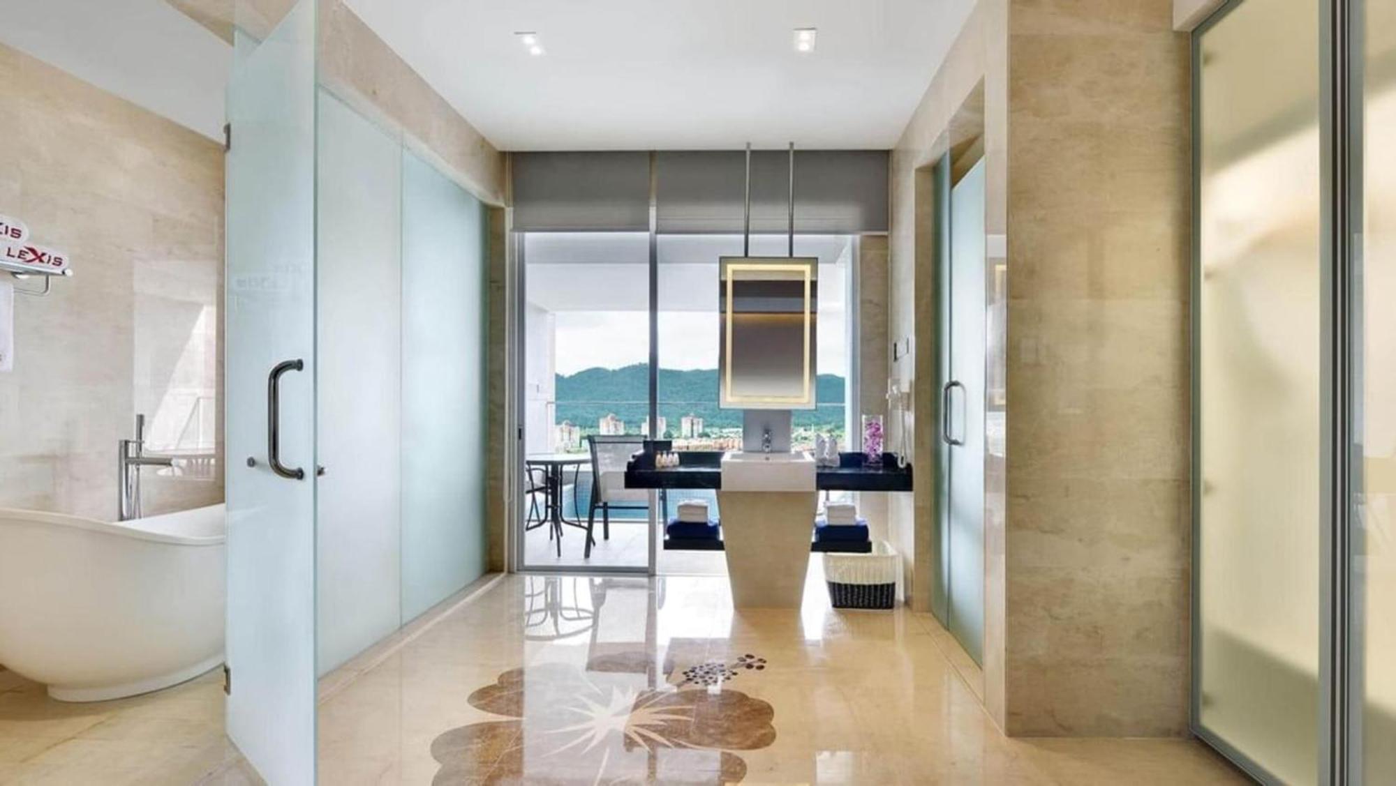 Lexis Suites Penang Bayan Lepas Exteriér fotografie