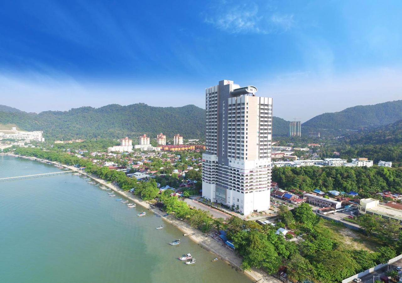 Lexis Suites Penang Bayan Lepas Exteriér fotografie Royal Paragon Hotel