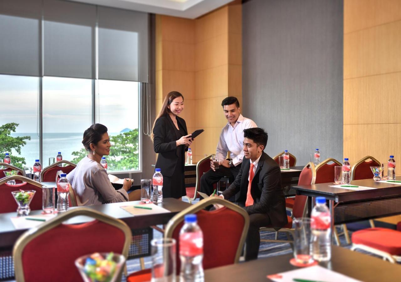 Lexis Suites Penang Bayan Lepas Exteriér fotografie Meeting room
